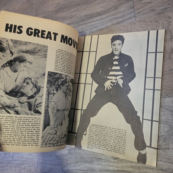 Elvis Presley Vintage 1960 Yearbook Magazine. GUC - Picture 6 of 9
